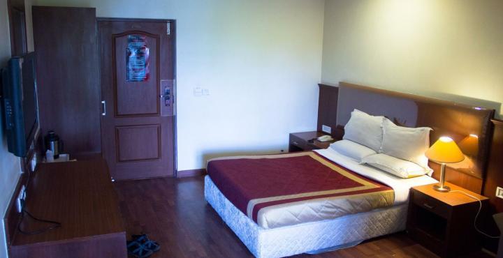 Hotel Noor Empire International Kormangala Bangalore Esterno foto