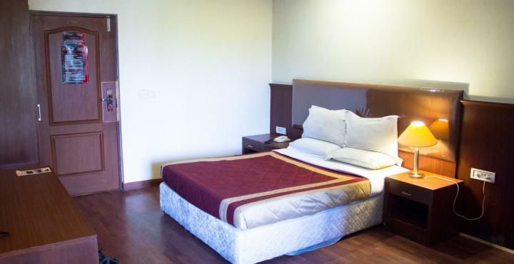 Hotel Noor Empire International Kormangala Bangalore Esterno foto