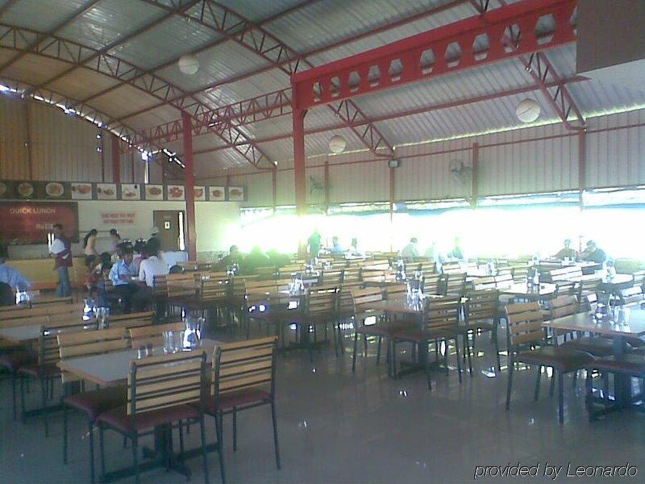 Hotel Noor Empire International Kormangala Bangalore Ristorante foto