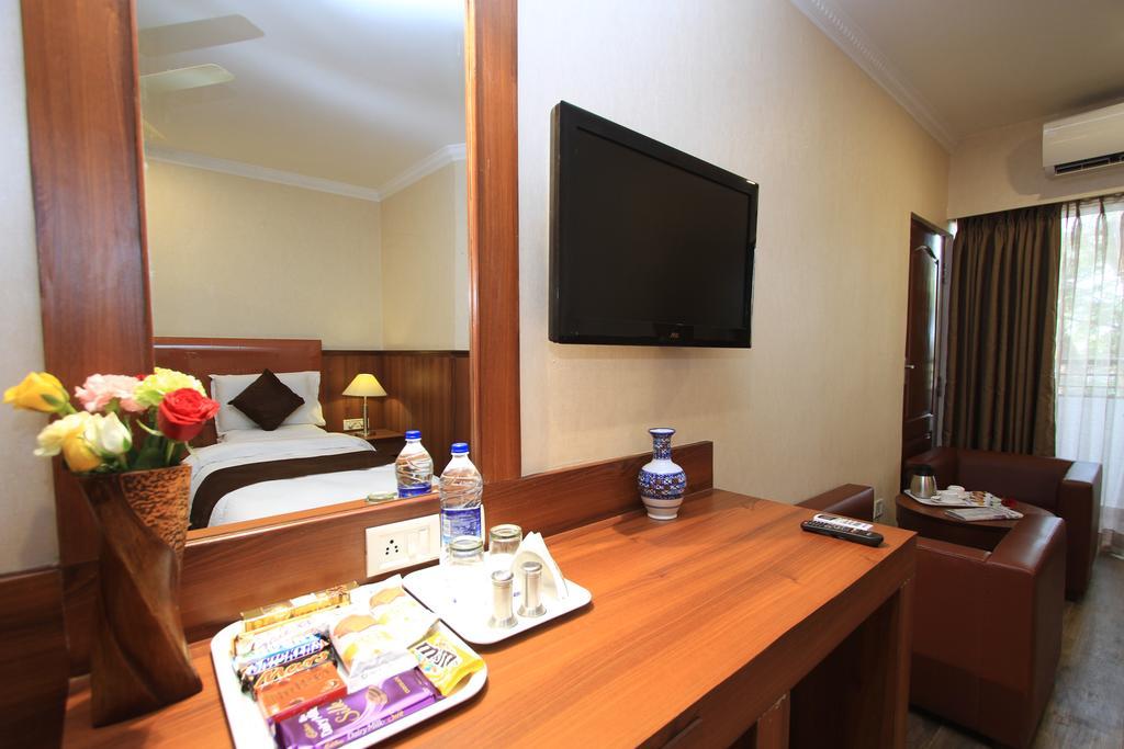 Hotel Noor Empire International Kormangala Bangalore Esterno foto